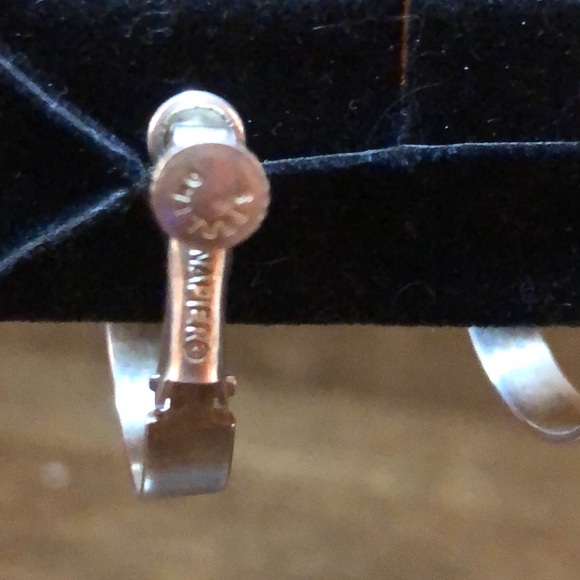 Vintage Sterling Napier Screw-back Hoop Earrings - Picture 6 of 10